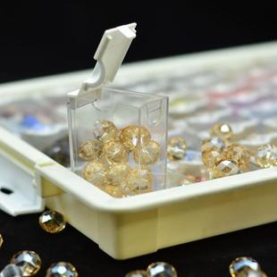 厂家直供DIY串珠收纳盒 钻石画托盘 透明米珠美甲钻饰品展示盒