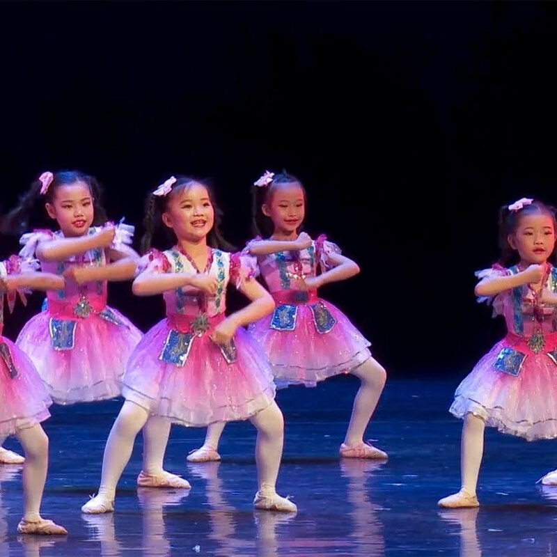 新款新年儿童蓬蓬裙演出服跳花棚面具舞蹈服公主裙幼儿园合唱服女