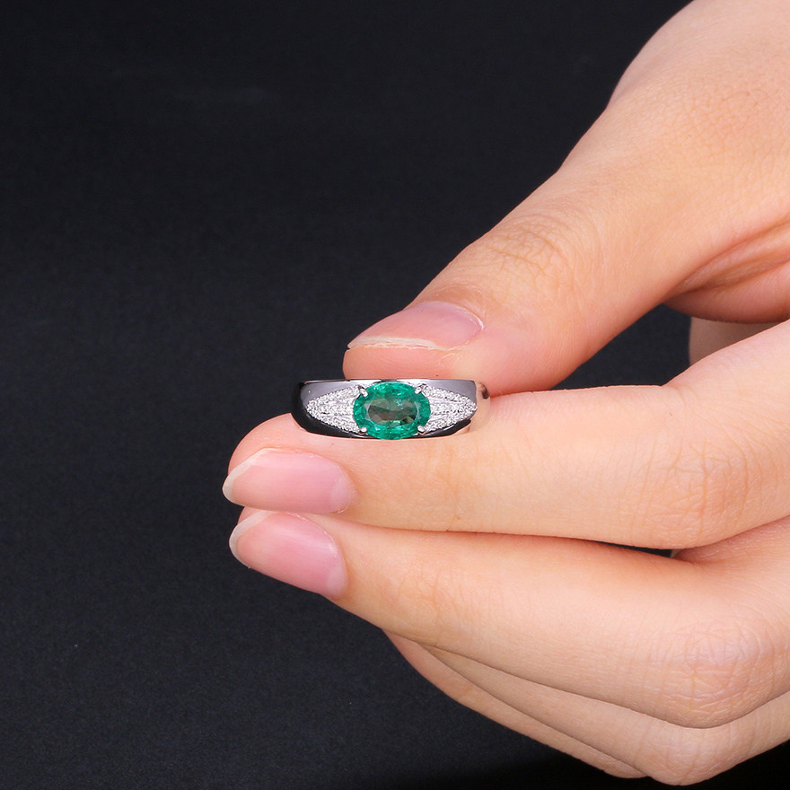 36ct天然祖母绿镶0.12ct钻石戒指 意禄珠宝 e5462