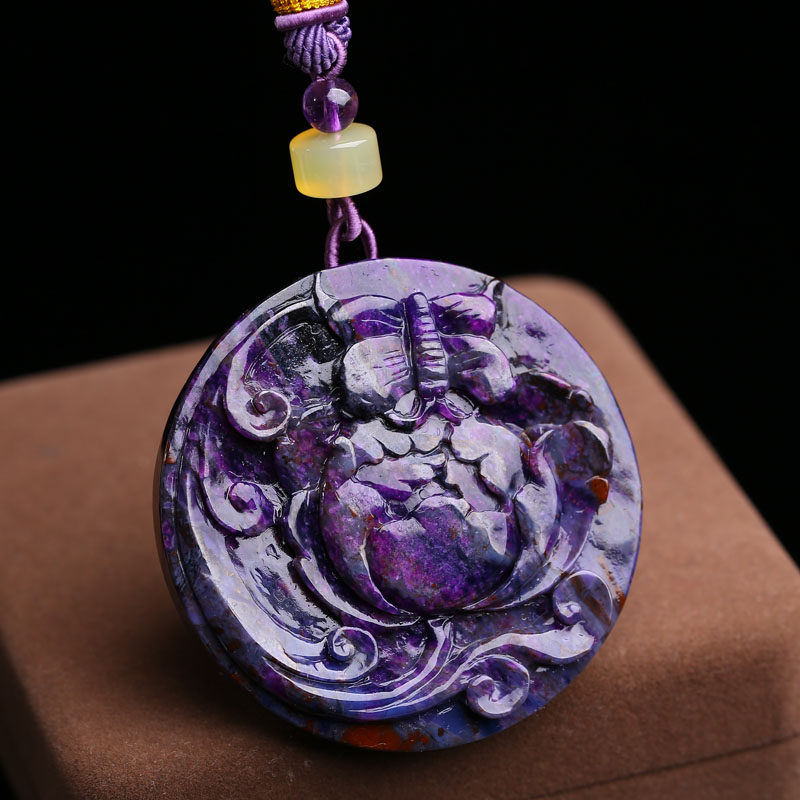 【1元起拍】收藏级天然绝美皇家紫舒俱来花牌吊坠