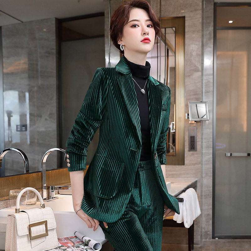 丝绒西装套装女欧洲站复古西服真丝绒阔腿灯芯绒两件套高端女人味