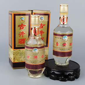 陈年佳酿酒图片