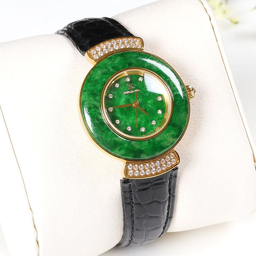 珍藏级天然缅甸a货高档翡翠手表 49.59克