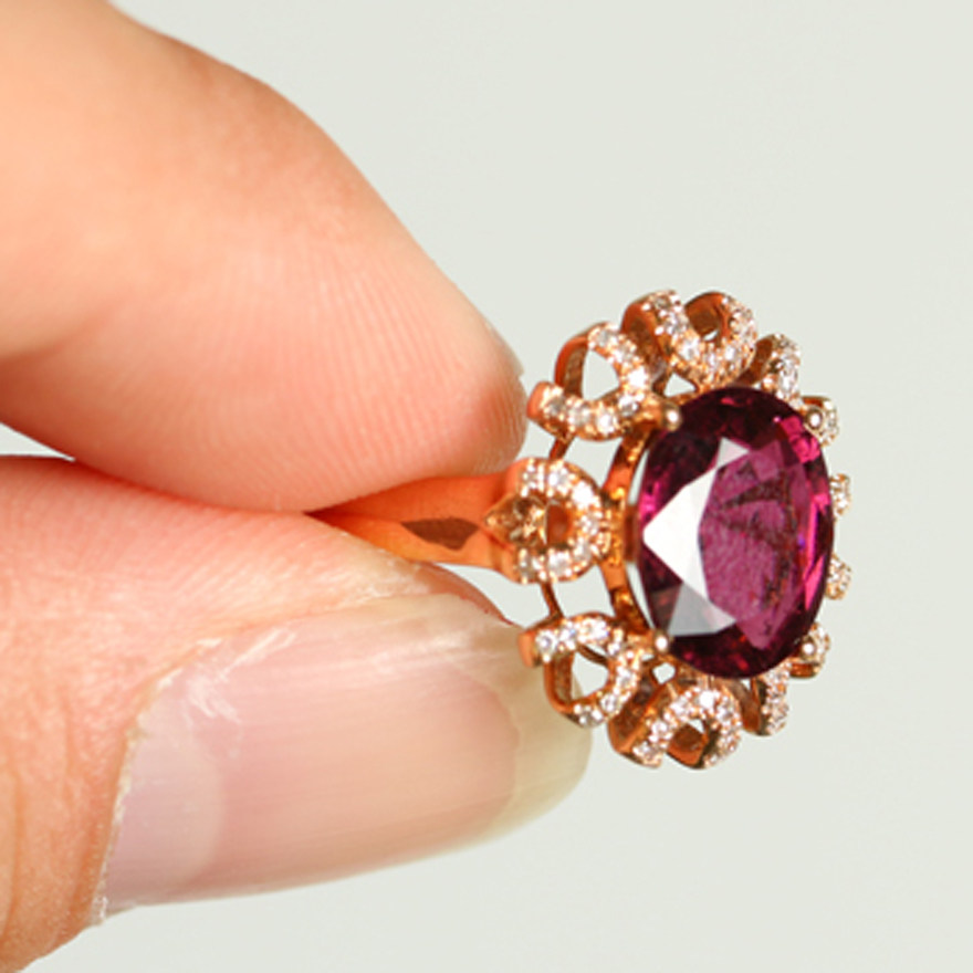 总3.67g 典藏级鸽血红碧玺戒指 239004