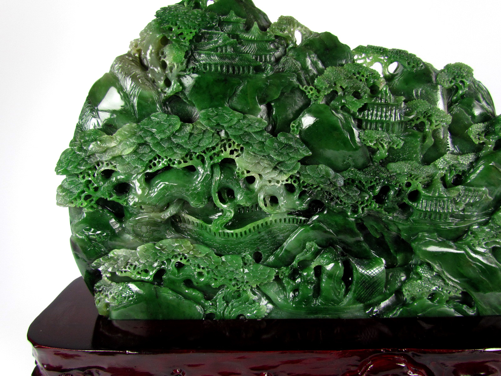 【大件臻品】和田玉碧玉 送友人山水摆件 3978克