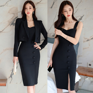 Small suit， slim bag hip sling skirt professional suit