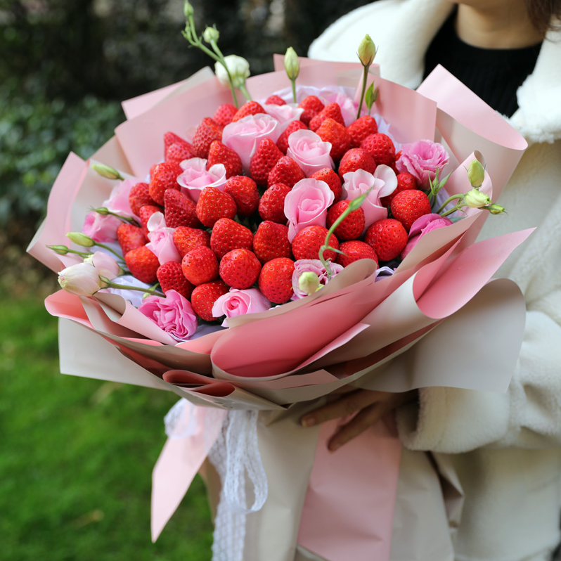 真草莓水果玫瑰花束北京鲜花速递同城广州上海送天津杭州花店南昌