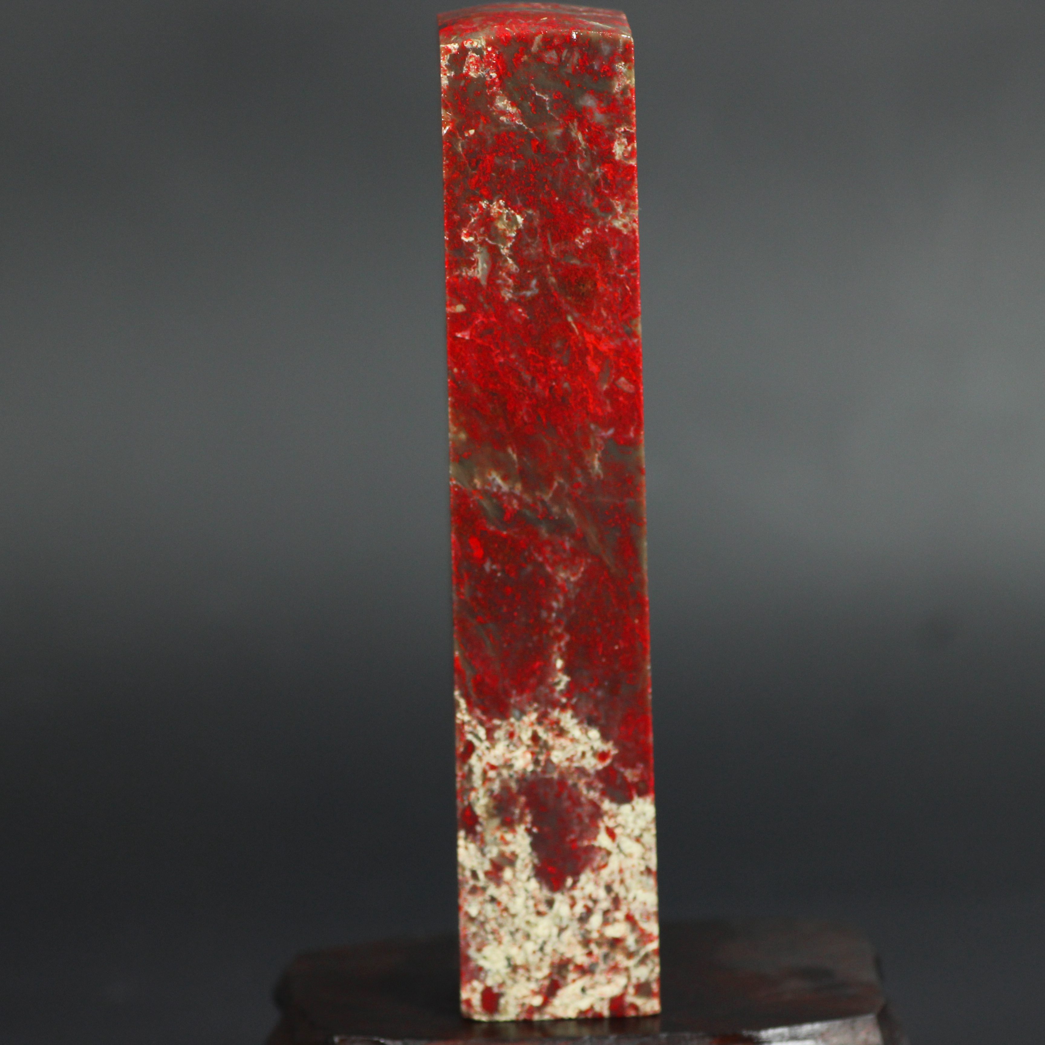 昌化牛角冻鸡血石印章 血色艳丽