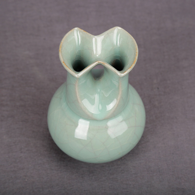 非物质文化遗产 北宋官瓷双口瓶 - 拍卖