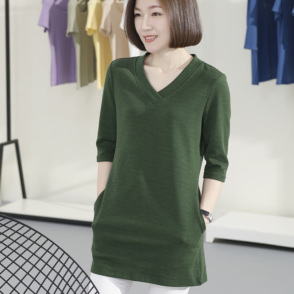秋装中长款宽松墨绿色竹节棉七分袖t恤女v领中袖上衣纯棉大码女装
