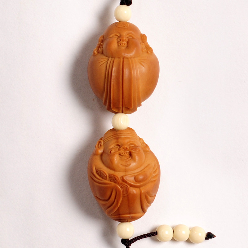 苏州核雕名家史小军《和气生财》车挂