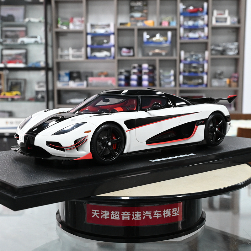 GT Spirit 1:18 柯尼塞格 KOENIGSEGG AGERA RS 2015树脂汽车模型