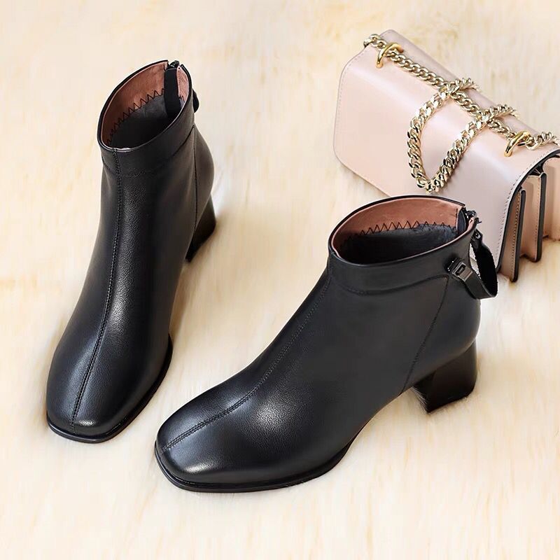 高跟鞋短靴女冬雪地意尔康单靴真皮粗跟妈妈方头女士皮鞋女靴大码