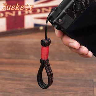 Tusksty原创牛皮相机指扣适用于索尼黑卡rx100m67理光gr23指环绳