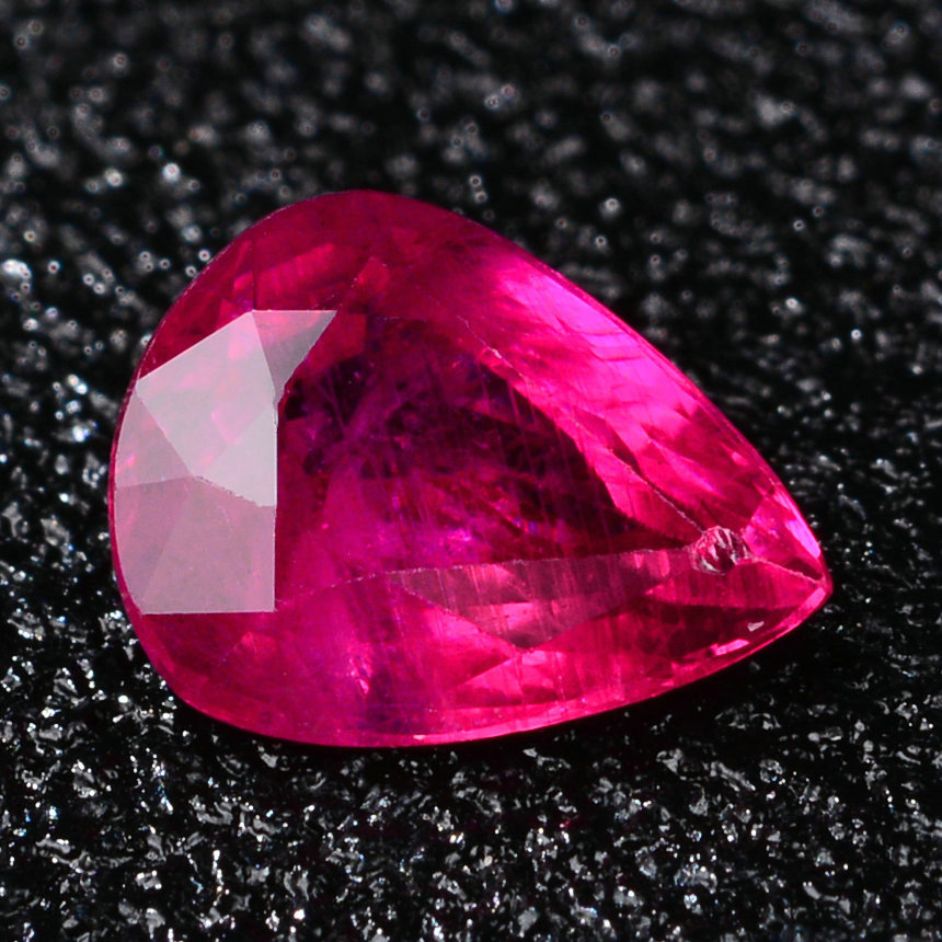 1.30克拉 天然红宝石裸石 晶体干净 火彩好 可镶嵌款式7061 - 拍卖