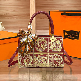 红色精致手提包礼物包包中式潮国风刺绣妈妈包新娘结婚包日常可用