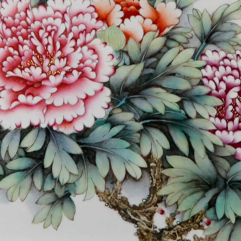 中国陶瓷工艺美术大师欧阳秋霞粉彩瓷板《独占人间第一春》