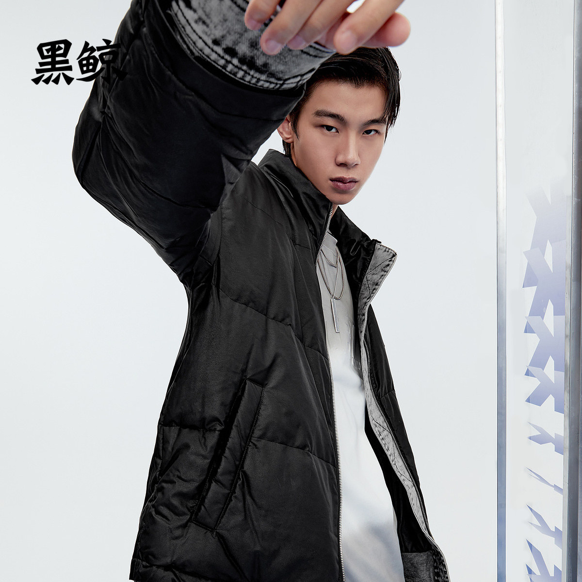 黑鲸牛仔拼接立领羽绒服冬季保暖无帽仿皮外套