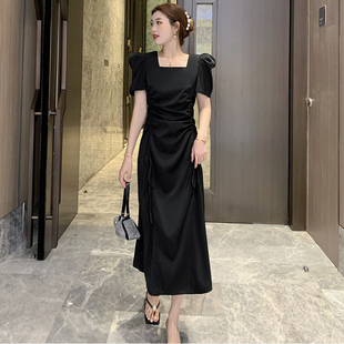 法式黑色连衣裙小众设计高级感2023夏季赫本风气质显瘦复古方领裙