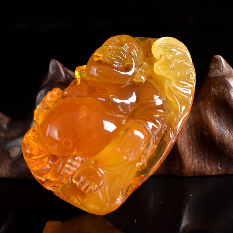 41.60g 天然琥珀一叶成佛吊坠(肚中有叶片) 信泰典当行