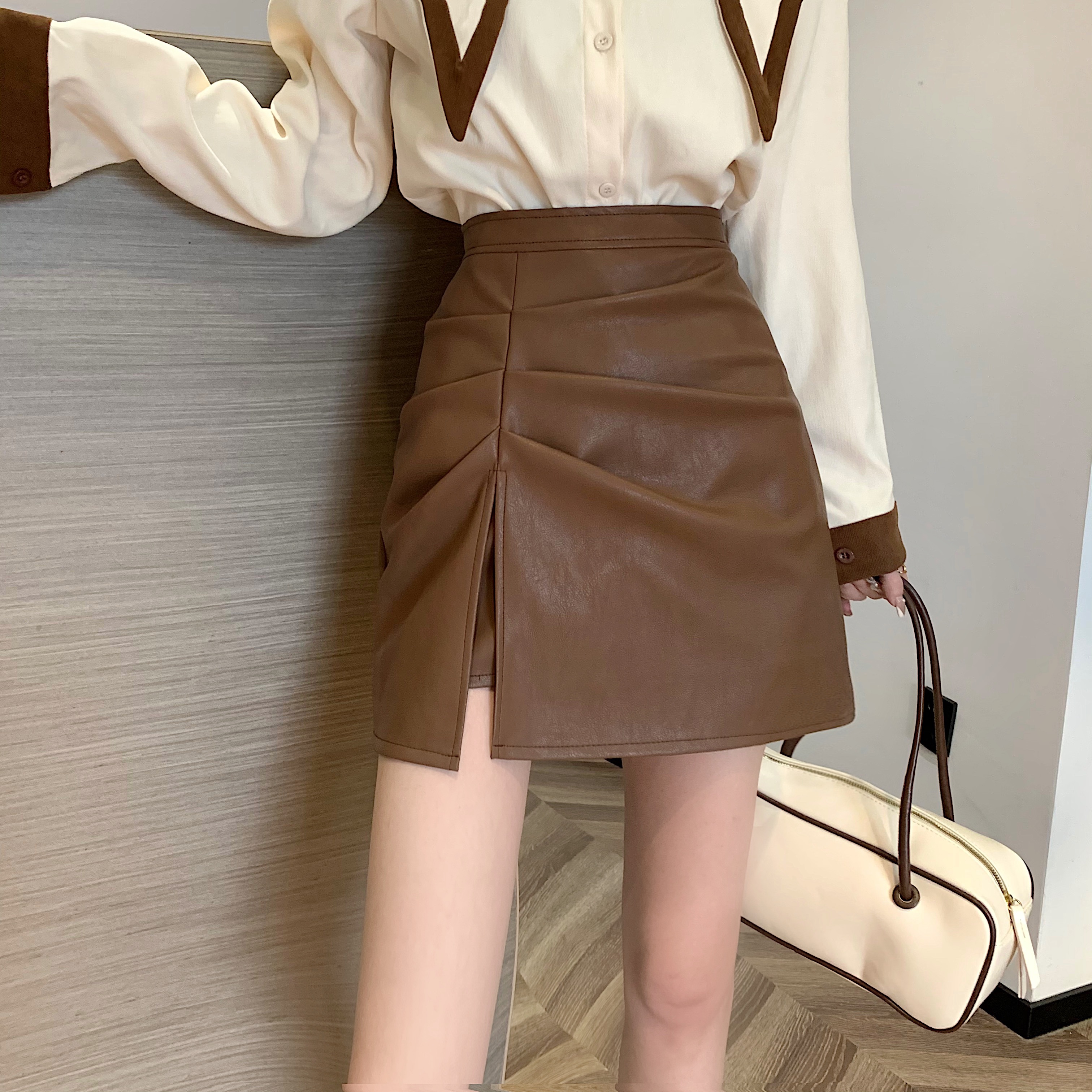 皮裙女2021新款高腰包臀裙大码半身裙开叉小皮裙遮胯短裙一步裙秋