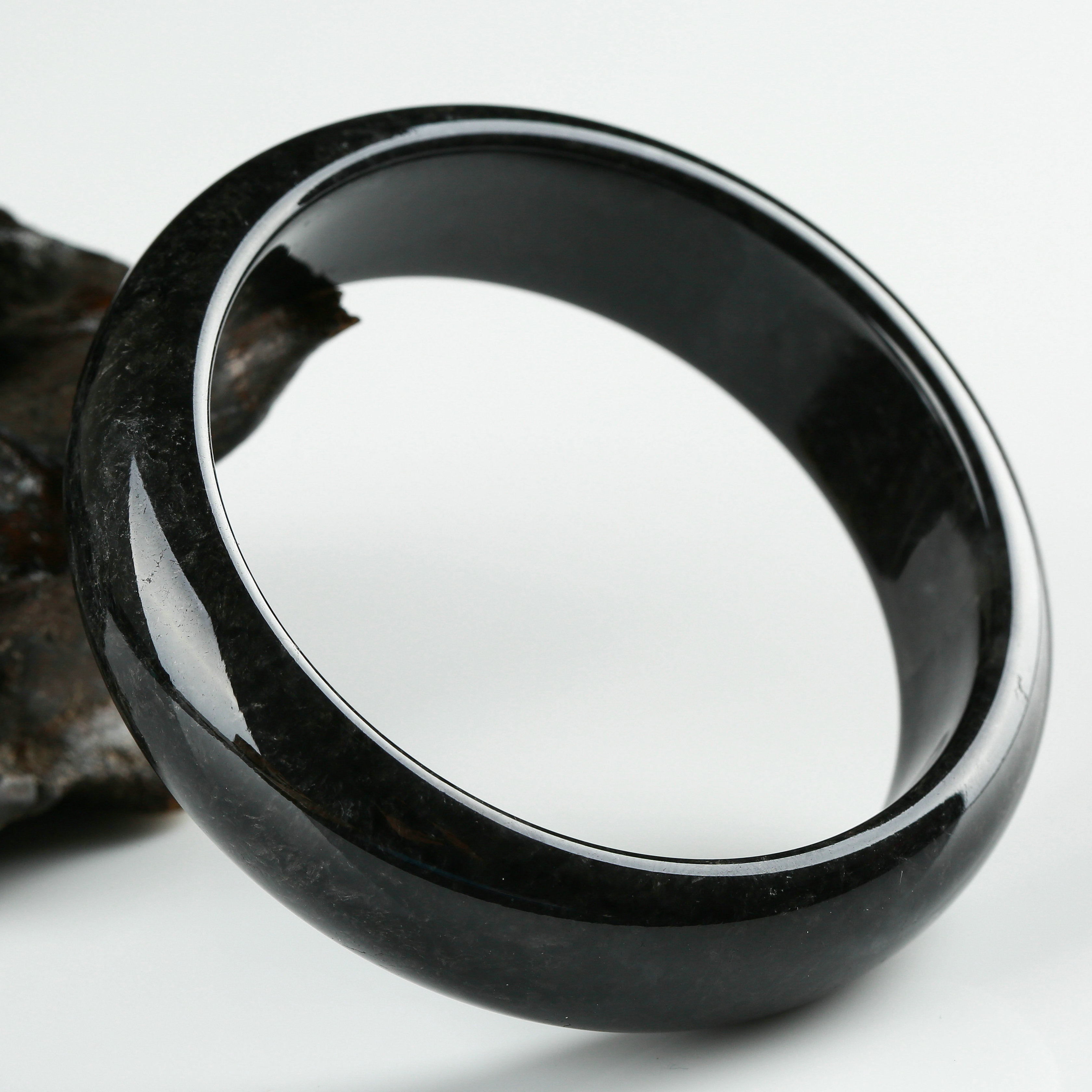 5mm 乌鸡种乌黑油亮宽版厚装平安镯 74.25g