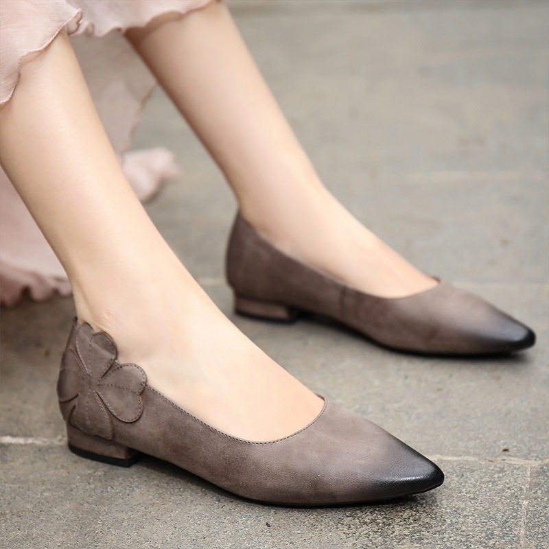 2021春秋款尖头单鞋女浅口通勤工作鞋真皮平底鞋软底豆豆鞋开车鞋