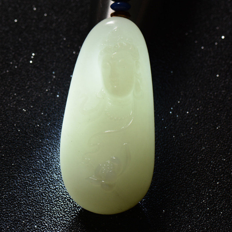 精金良玉 成色均匀【莲花观音】和田玉羊脂白玉挂件47克