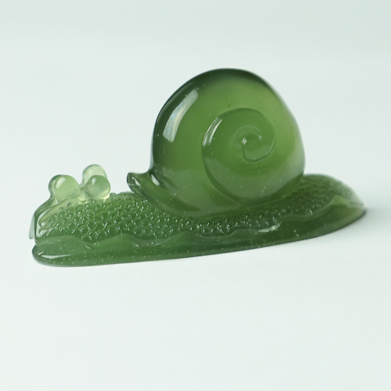 尚品美格天然岫玉180料吊坠深绿原石雕刻蜗牛挂件毛衣链bf251