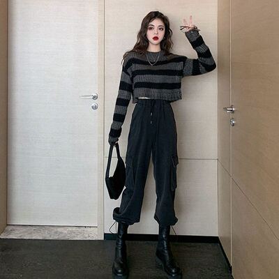 毛衣女2020秋季新款短款条纹复古毛衣配高腰休闲bf工装裤子两件套