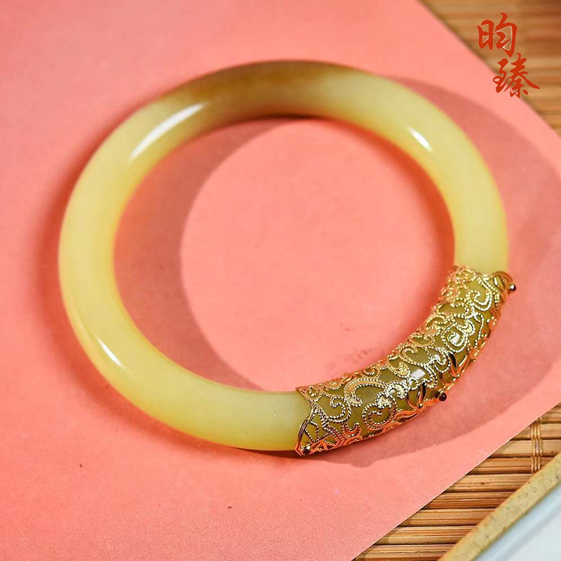 天猫￥22800折后价￥22800昀臻春带彩冰种紫罗兰冰辣阳绿翡翠手镯天然