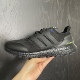 adidas Ultraboost DNA Guard 减震回弹防滑耐磨透气跑鞋H03603