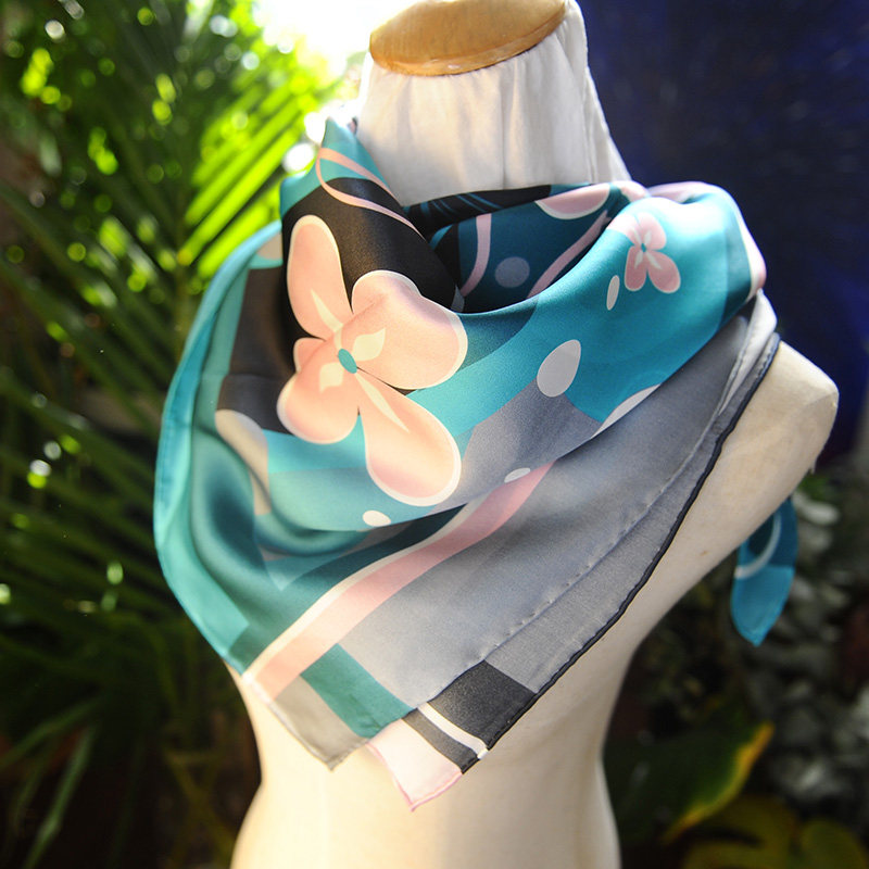 viesca新品真丝丝巾姑娘发饰乌克兰地图丝巾创意礼物