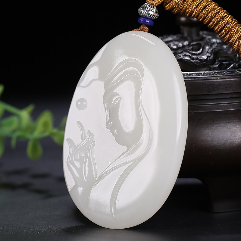细料 细腻温润和田玉侧脸观音挂件71.9克