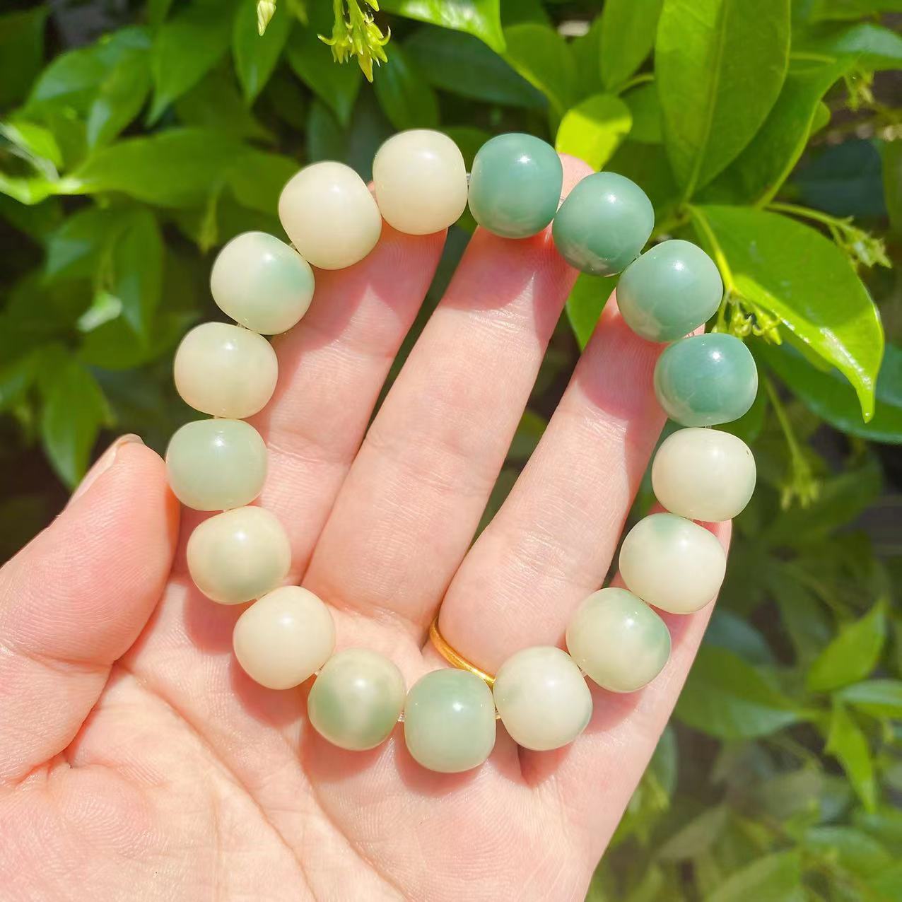 山水飘花白玉菩提手串男女情侣原生态炭烧阴皮渐变绿绕指柔手链