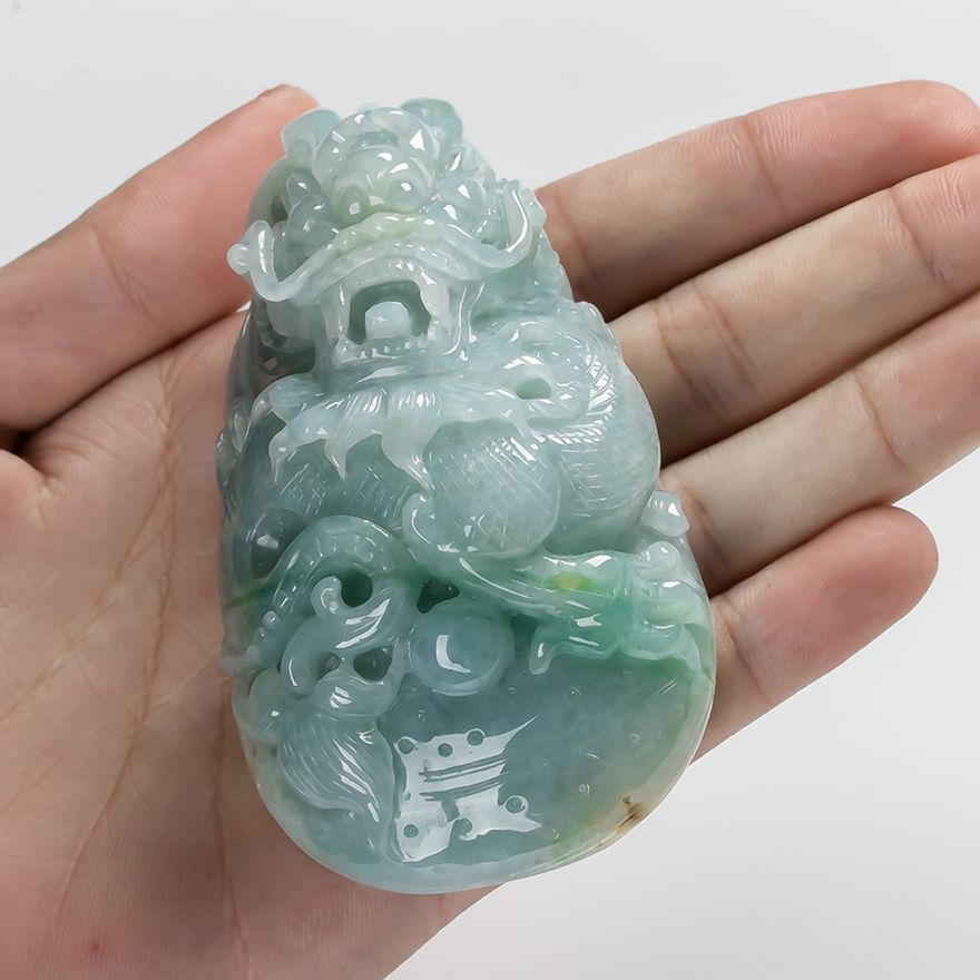 a货翡翠冰糯种精雕生意兴隆龙手把件0.28kg