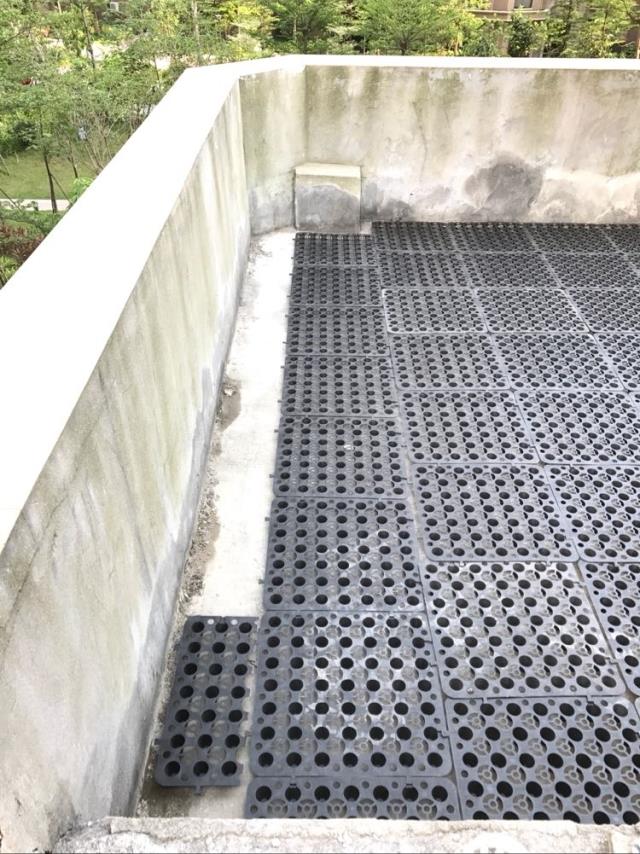 塑料车库顶排水板屋顶绿化花园种菜蓄排水板绿化楼顶绿化疏水板在类目 鲜花速递/花卉仿真/绿植园艺, 园艺用品, 其它园艺用品中 - 来自Buy2taobao.com提供专业的淘宝代购服务
