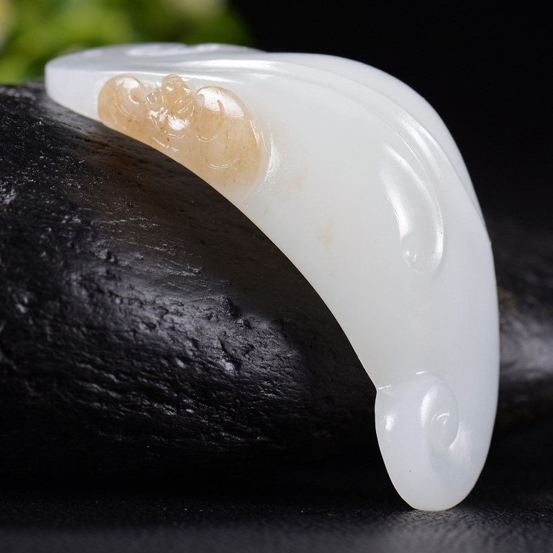 盛世藏玉阁韬光韫玉和田玉专场  拍品详情 进入该拍品专场   起拍价