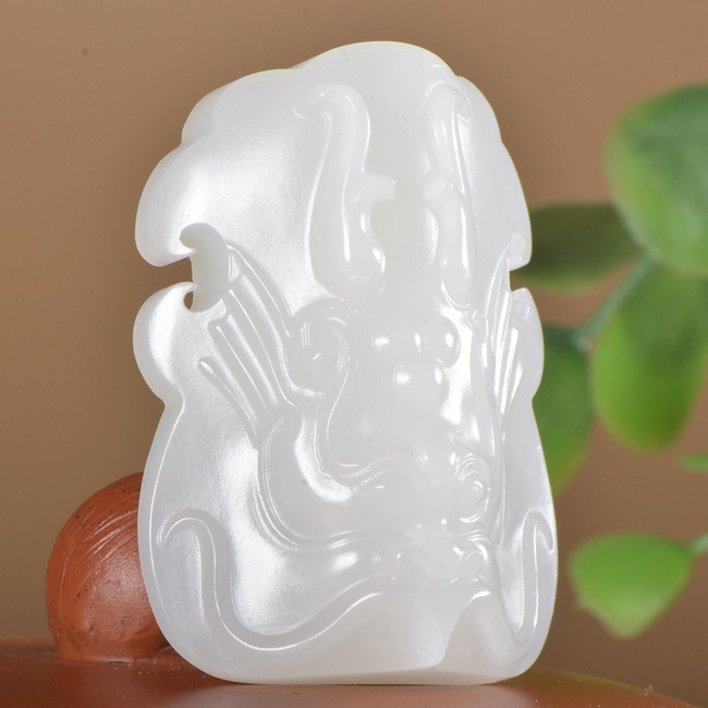 和田玉羊脂白玉 龙王 挂件23克