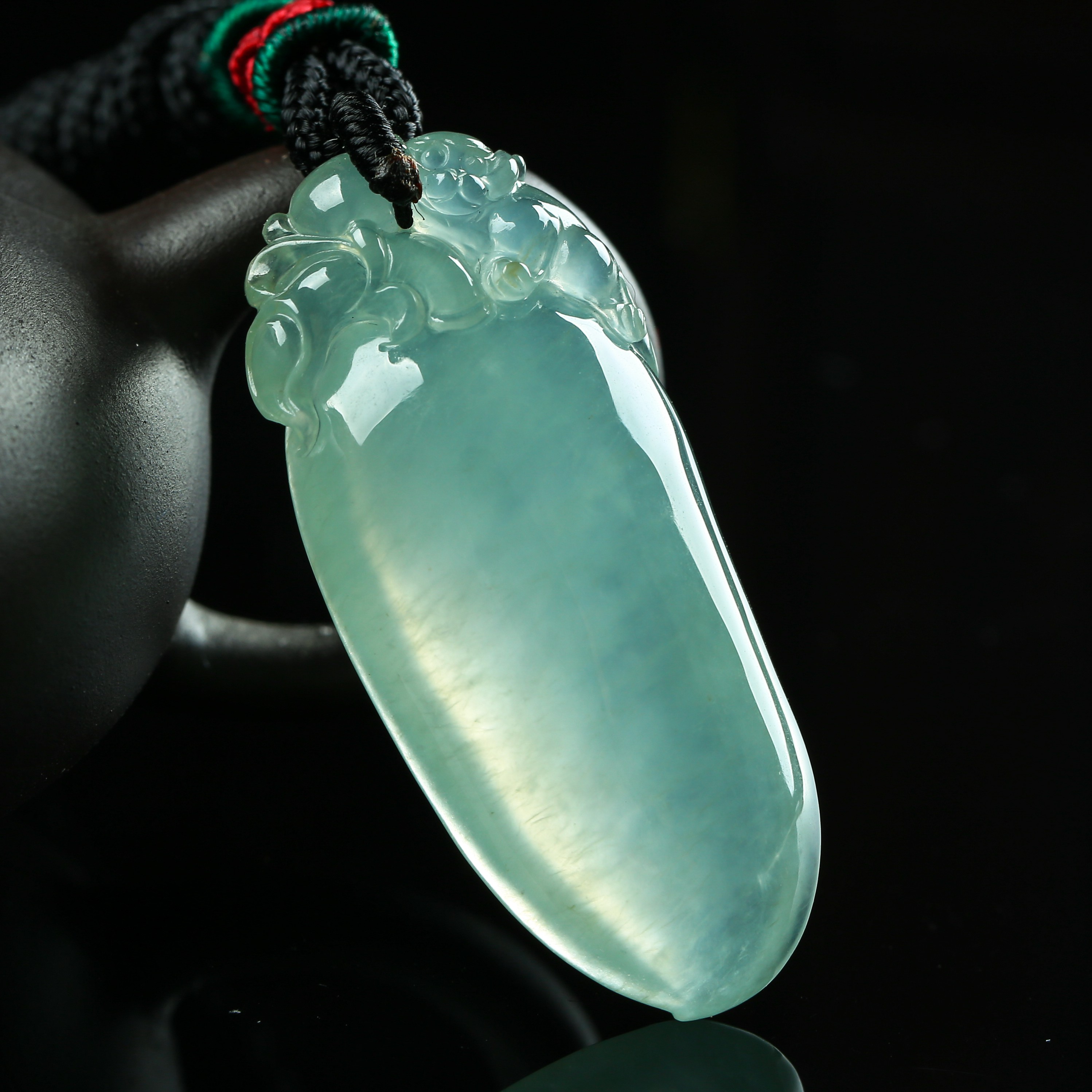 纯天然缅甸a货翡翠冰种福瓜吊坠11.26克