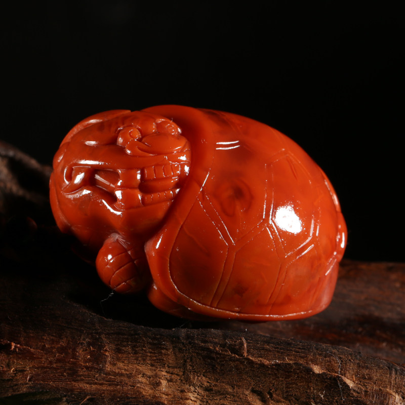 68.55g 天然南红玛瑙 龙龟 挂件