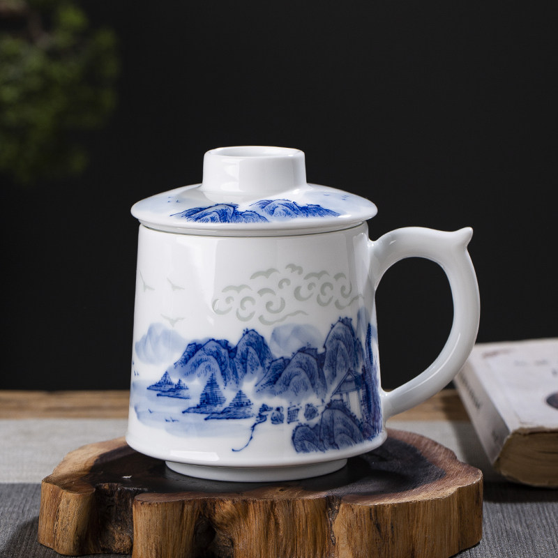 景德镇手绘青花玲珑泡茶杯茶水分离陶瓷男士办公杯定制送礼带礼盒