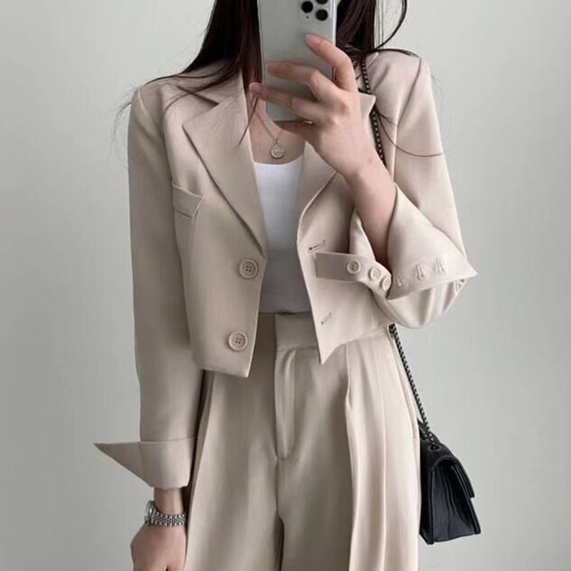 Chic Vintage Lapel Two Buckle Loose Suit Short Jacket + High