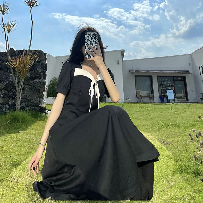 大码胖mm法式宫廷风连衣裙夏收腰显瘦撞色低领小黑裙气质女长裙