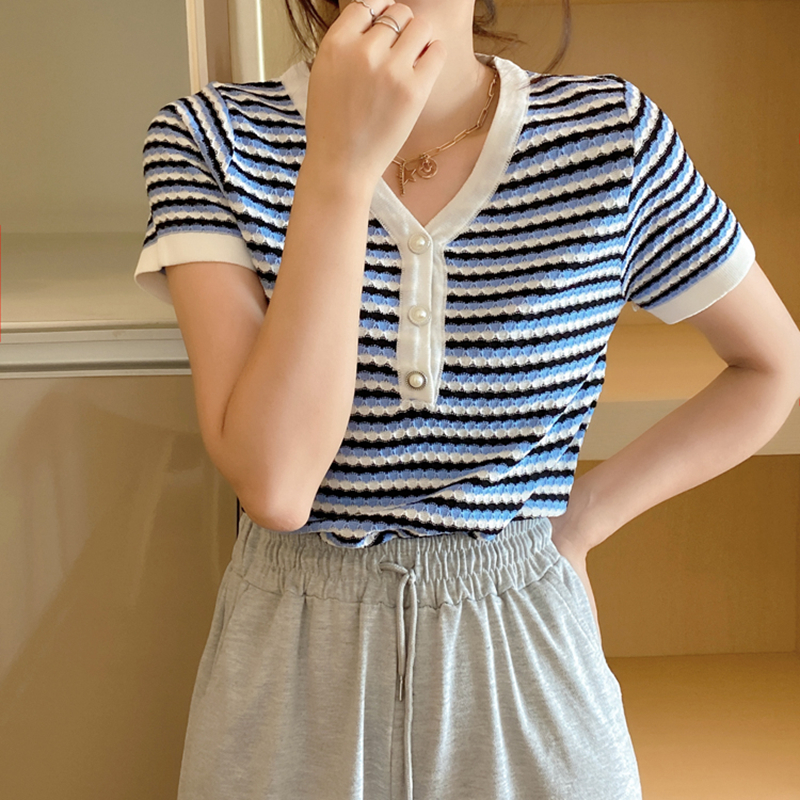 短款冰丝v领短袖t恤女夏季2024年新款韩版宽松显瘦条纹针织衫上衣
