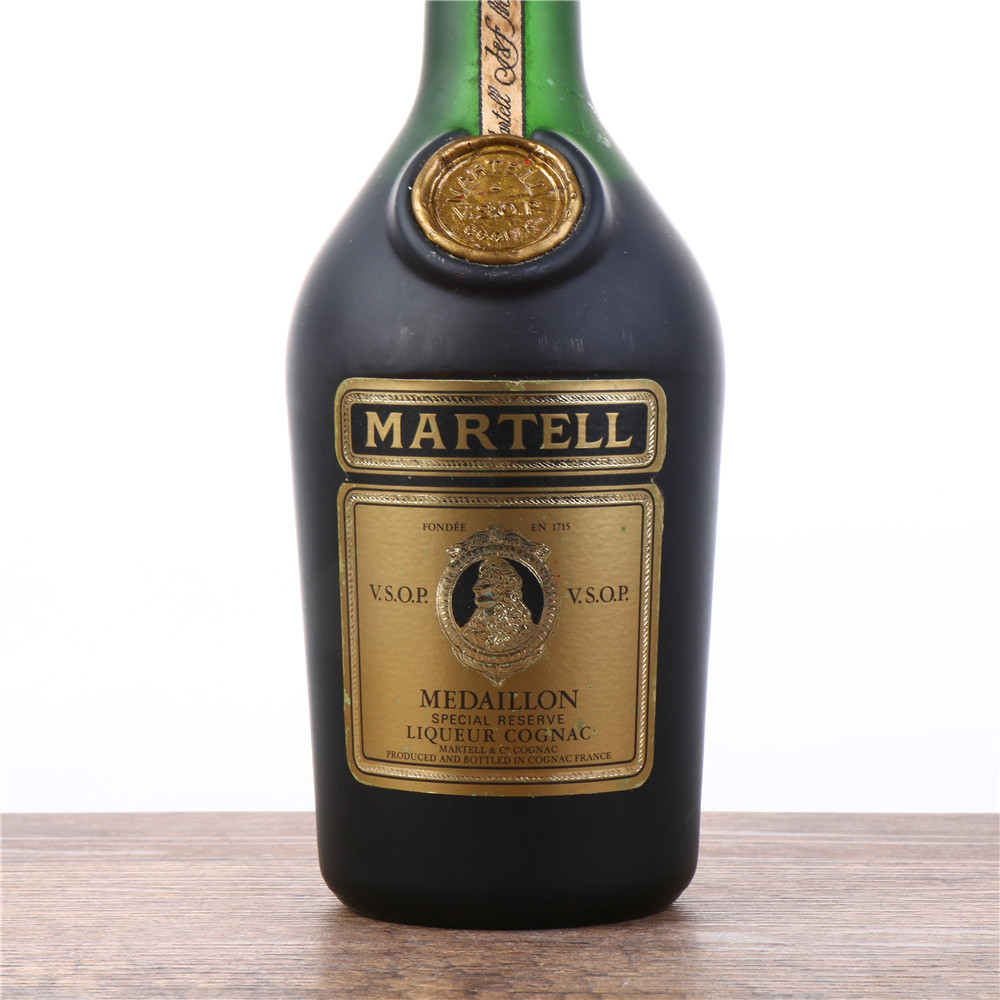 44/80年代沙樽金牌马爹利vsop干邑白兰地40度700ml