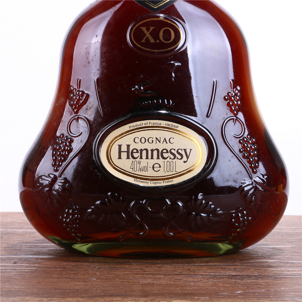 33/80年代2斤装青三行轩尼诗xo干邑白兰地 40度1000ml老洋酒