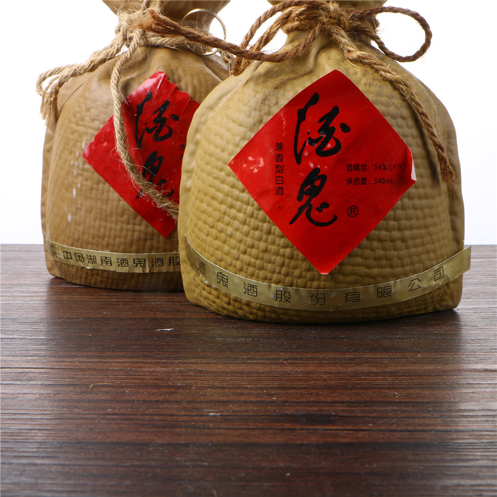 37/2000年代湖南酒鬼酒馥郁香型54度540ml4瓶老酒拍卖