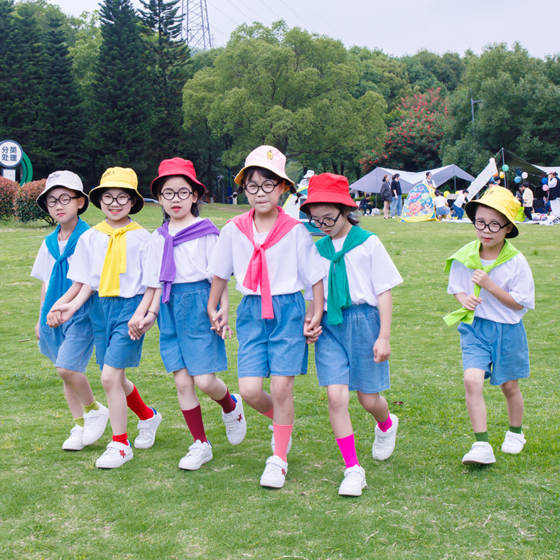 儿童表演服装2023夏季幼儿园演出服毕业照小学生啦啦队舞蹈合唱服