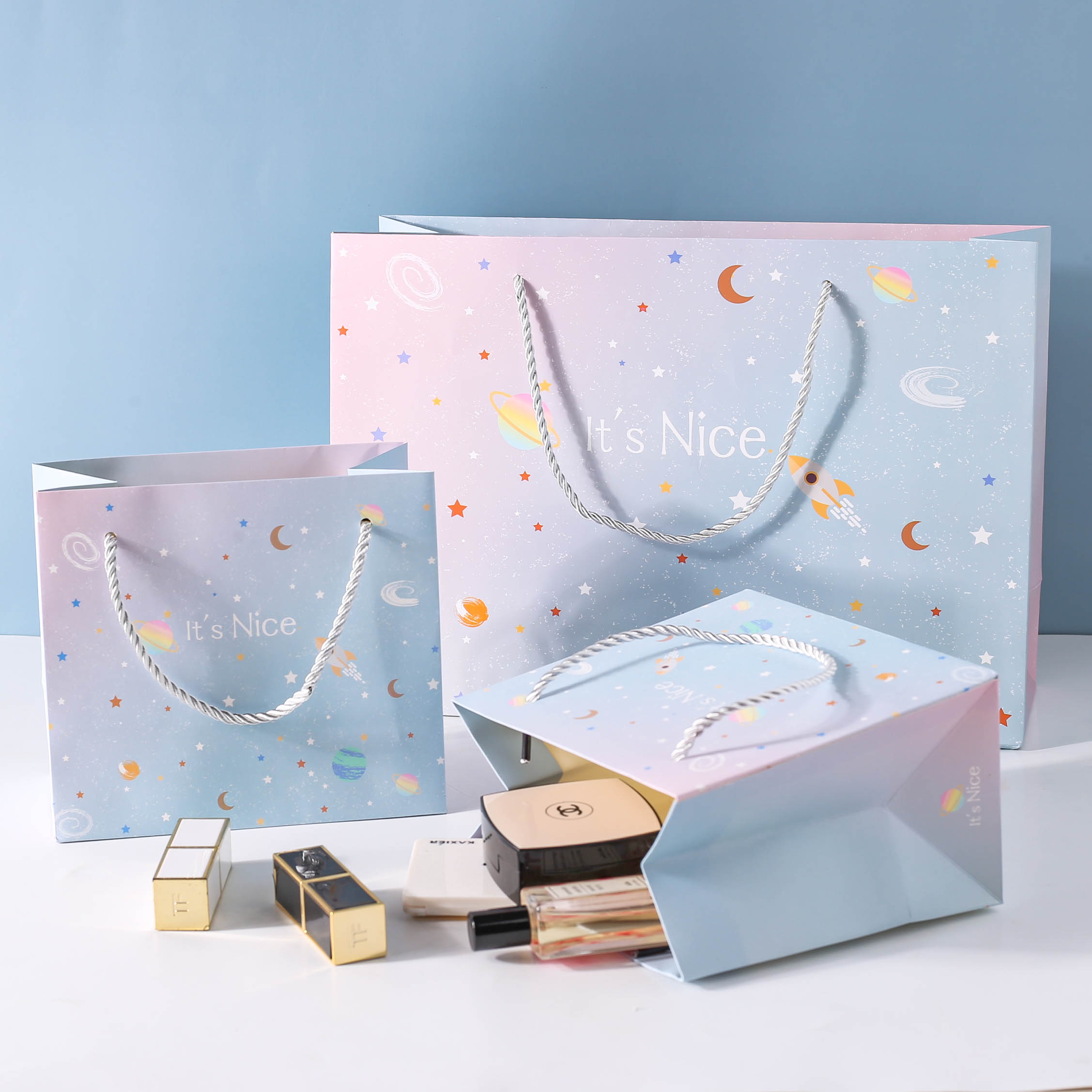 ins星空礼品袋儿童生日礼物袋手提袋闺蜜少女心纸袋精美袋子可爱